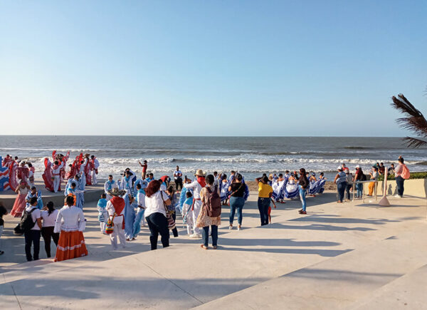 malecon puerto colombia
