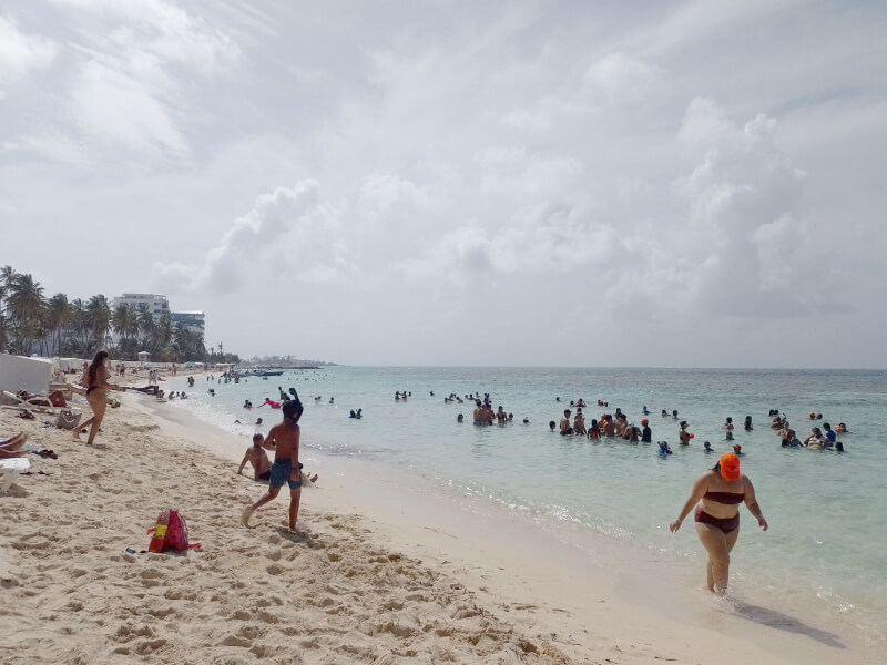 Playa-Spratt-Bight