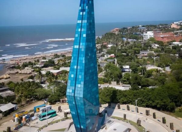 monumento puerto colombia la ventana de los sueños