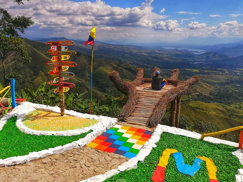 Parque La Montaña La Mano