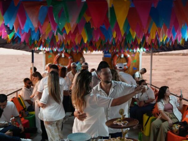 fiesta en la mita paseo rio barranquilla